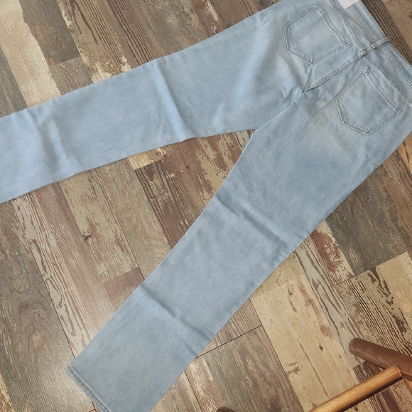 Old Navy jeans NWT - Picture 2 of 4